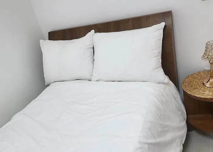 New, Private, 3 Rooms, Hongdae, 6 Persons